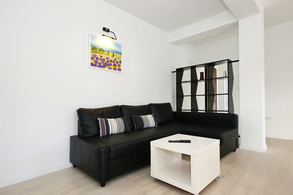 Apartments Matkovic Sveti Filip i Jakov Ngoại thất bức ảnh