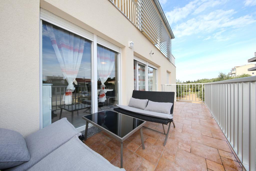 Apartments Matkovic Sveti Filip i Jakov Ngoại thất bức ảnh