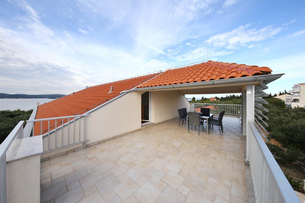 Apartments Matkovic Sveti Filip i Jakov Ngoại thất bức ảnh
